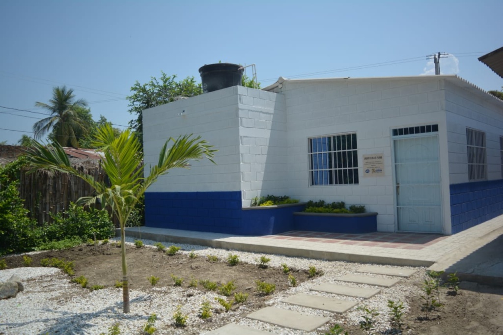 Comedor escolar en la Zona Bananera, Fundación Banasan y Fyffes beneficiando a estudiantes.